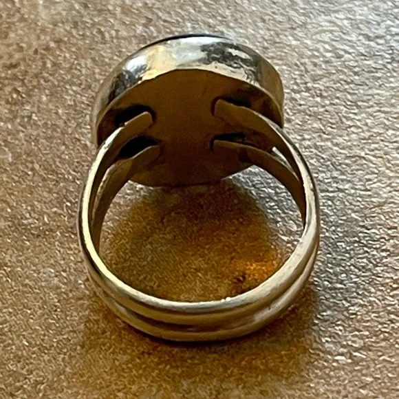 Sterling Silver Round Onyx Ring - Picture 4 of 6